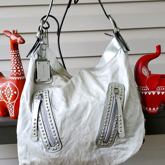 b. makowsky Handbags - EUC B. Makowski silver bag